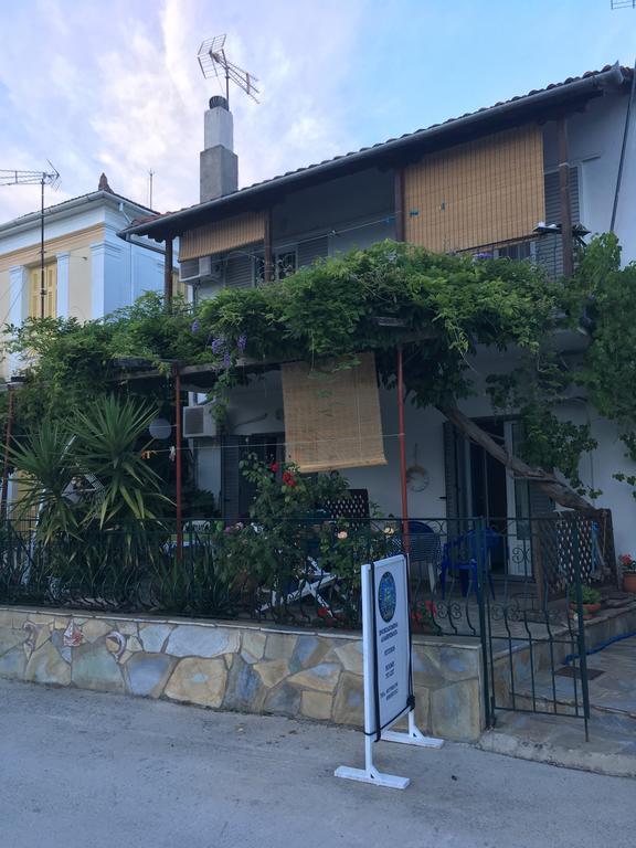 Athina Studios Chorto Buitenkant foto