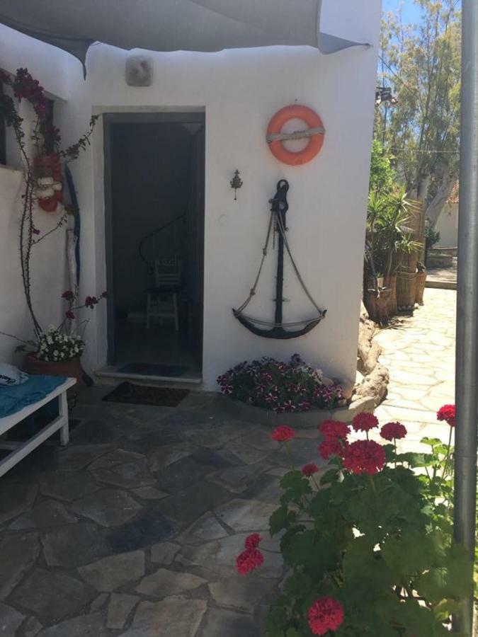 Athina Studios Chorto Buitenkant foto